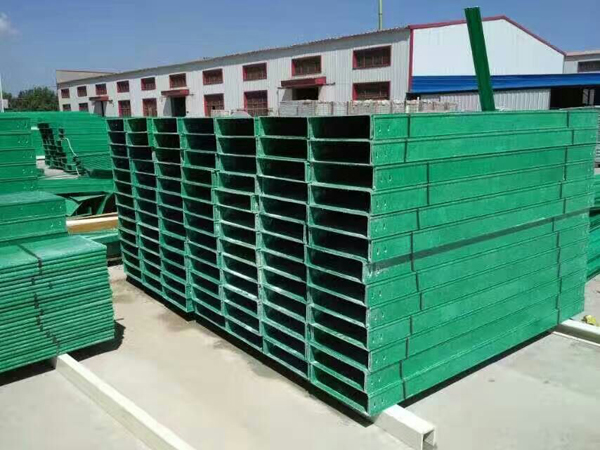 通化市槽式梯式防腐玻璃鋼電纜橋架生產廠家批發(fā)價現(xiàn)貨